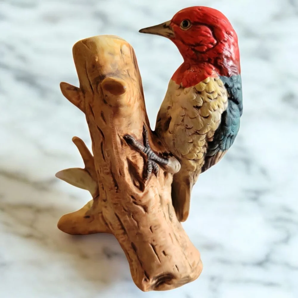 Vyg UCCI Collectible Figurine Bird Wood Pecker Porcelain